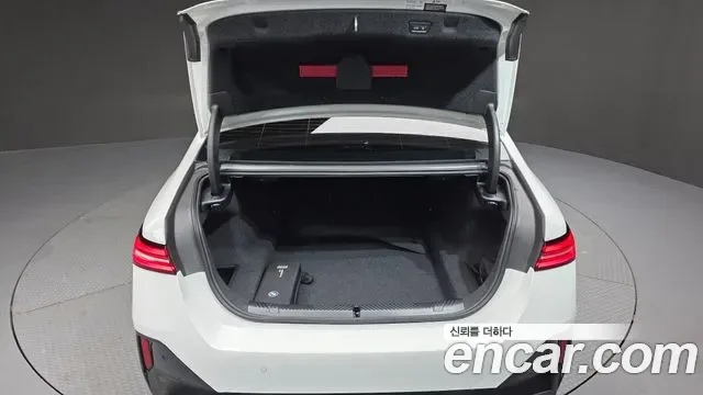 BMW 5 (G60) 520i M, миниатюра 19