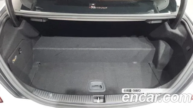 Mercedes-Benz C-Class C300e 4MATIC AMG Line, миниатюра 27