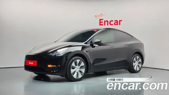 Tesla Y RWD