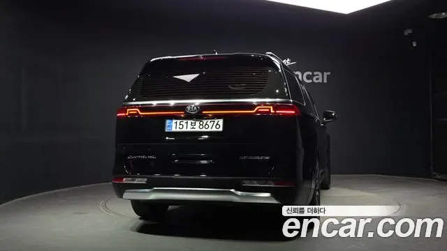 Kia Carnival бензин 7 мест Signature, миниатюра 9