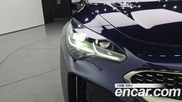 Kia Stinger 2.0 Turbo 2WD, миниатюра 9