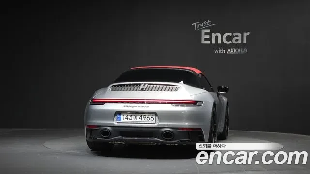 Porsche 911 4 GTS, миниатюра 26