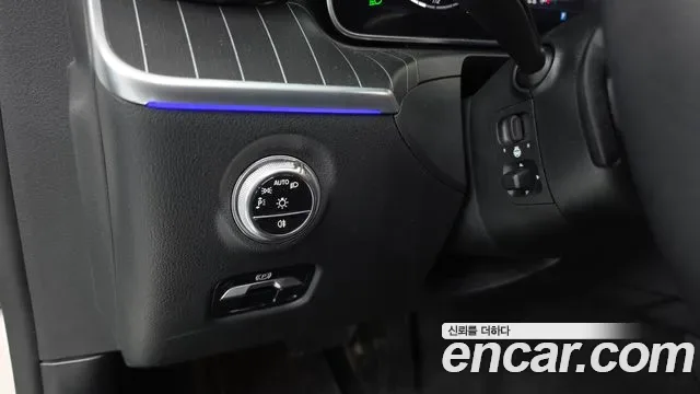 Mercedes-Benz C-Class C200 4MATIC, миниатюра 14