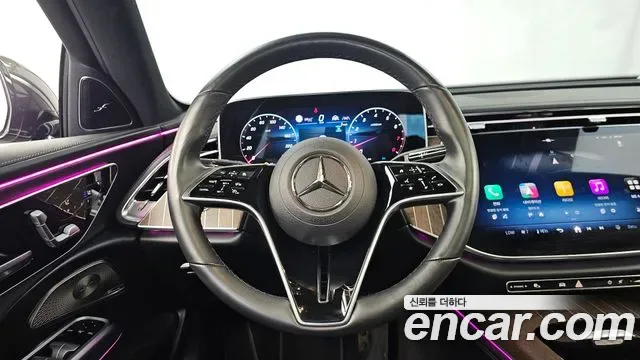 Mercedes-Benz E-Class E300 4MATIC, миниатюра 30