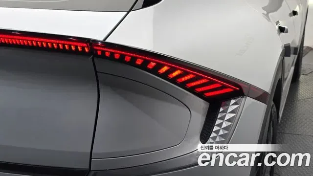 Kia EV6, миниатюра 17