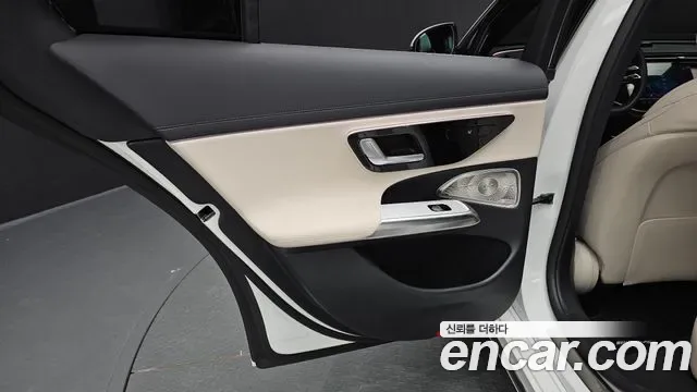 Mercedes-Benz E-Class E300 4MATIC AMG Line, миниатюра 25
