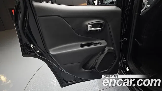 Jeep Renegade, миниатюра 25