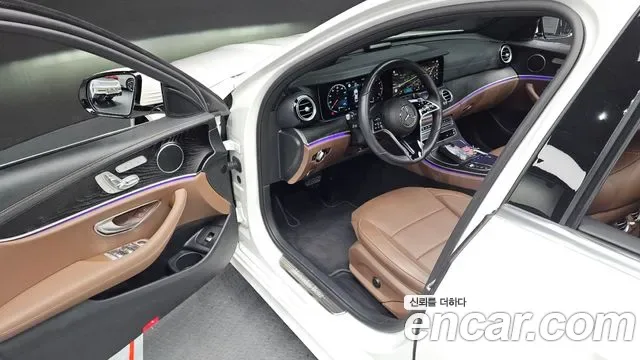 Mercedes-Benz E-Class E250 AMG Line, миниатюра 28