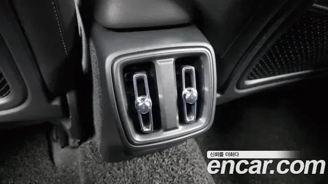 Volvo XC40 B4, миниатюра 3