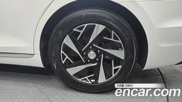 Hyundai Grandeur Premium, миниатюра 27