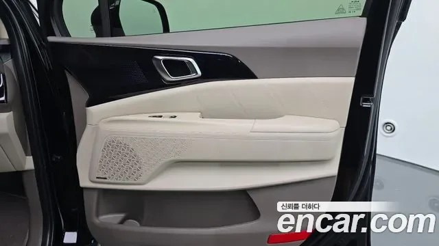 Kia Carnival бензин 7 мест Signature, миниатюра 7
