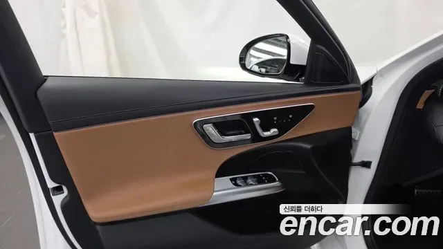 Mercedes-Benz E-Class E200 AMG Line, миниатюра 20