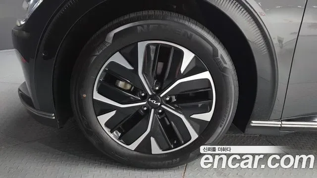 Kia EV6 4WD, миниатюра 3