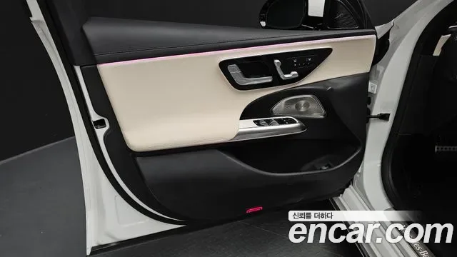 Mercedes-Benz E-Class E300 4MATIC AMG Line, миниатюра 5