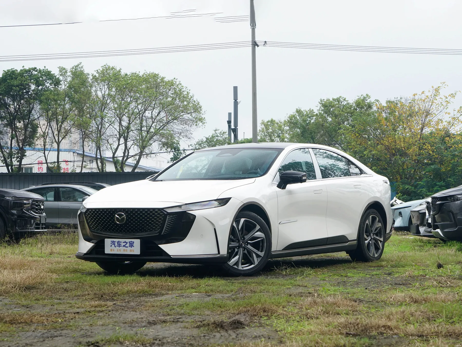 Mazda EZ-6