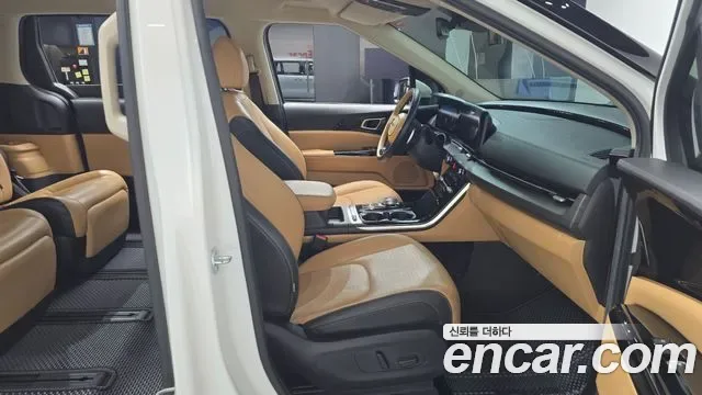 Kia Carnival дизель 7 мест, миниатюра 10