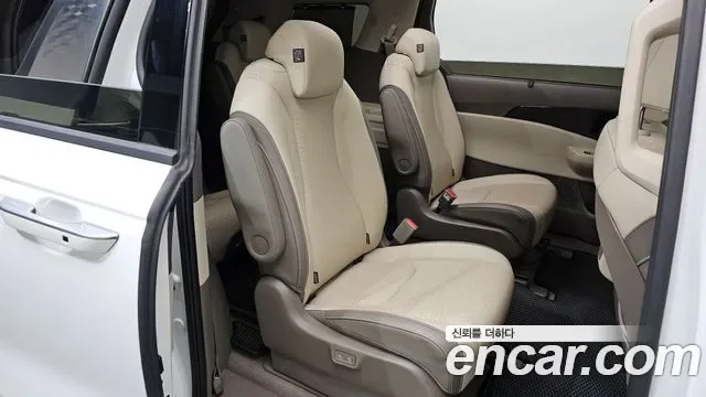 Kia Carnival дизель 9 мест Signature, миниатюра 13