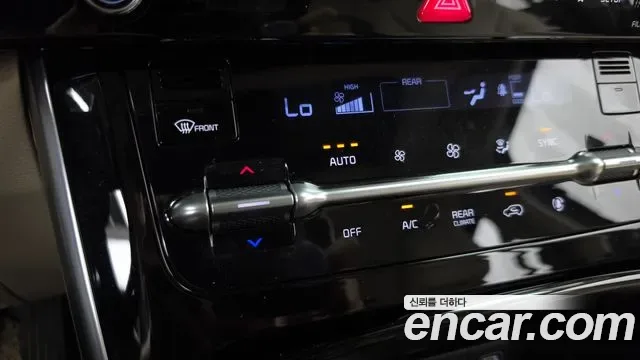 Kia Carnival дизель 7 мест, миниатюра 20