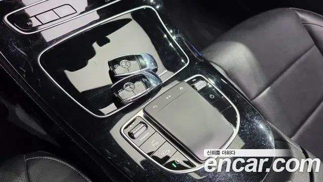 Mercedes-Benz E-Class E250, миниатюра 15