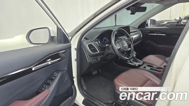 Kia Seltos бензин 1.6 Turbo 2WD Signature, миниатюра 10