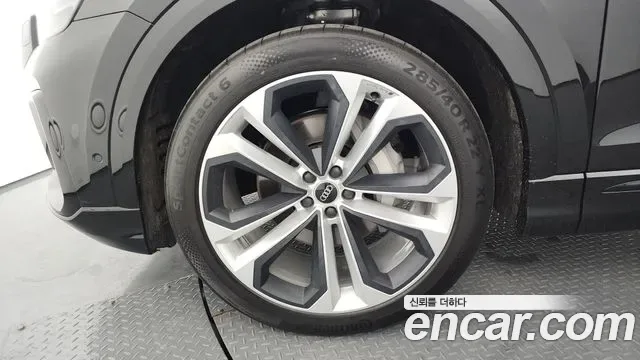 Audi Q8 55 TFSI Premium, миниатюра 10
