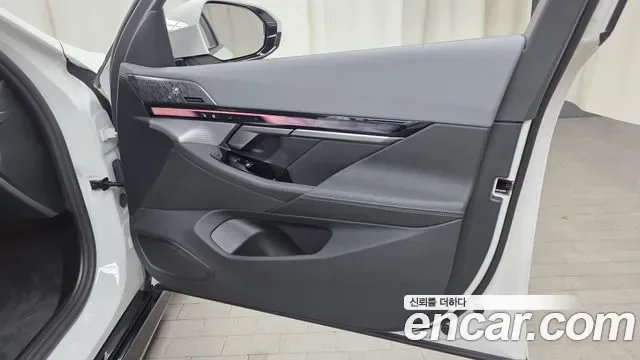BMW i5 xDrive 40 M, миниатюра 9
