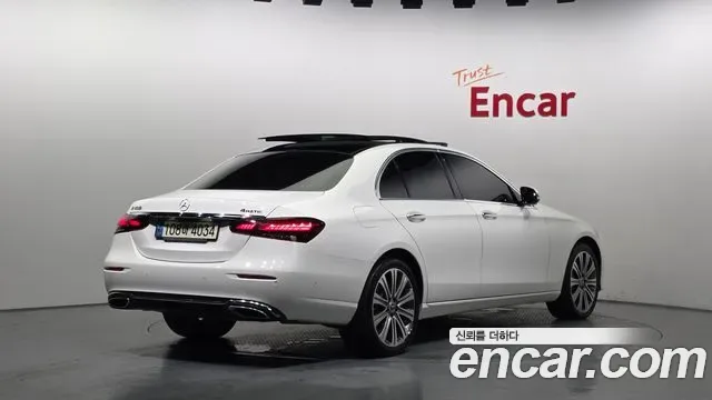 Mercedes-Benz E-Class E450 4MATIC, миниатюра 15