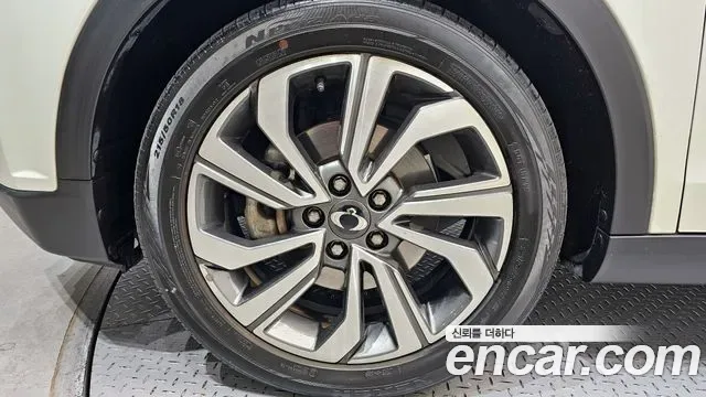 KGM Tivoli бензин 1.5 2WD, миниатюра 7