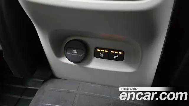 Volvo XC40 B4, миниатюра 11