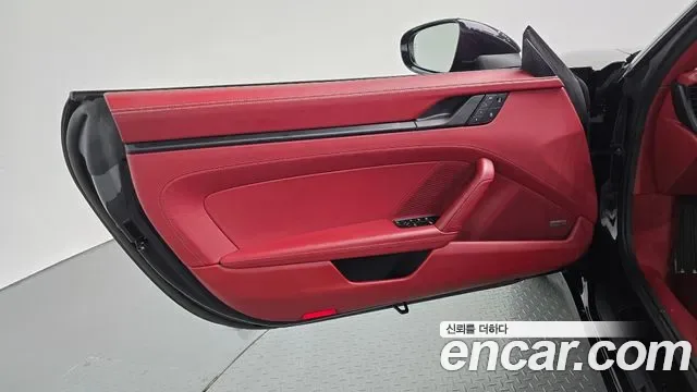 Porsche 911 GTS, миниатюра 15