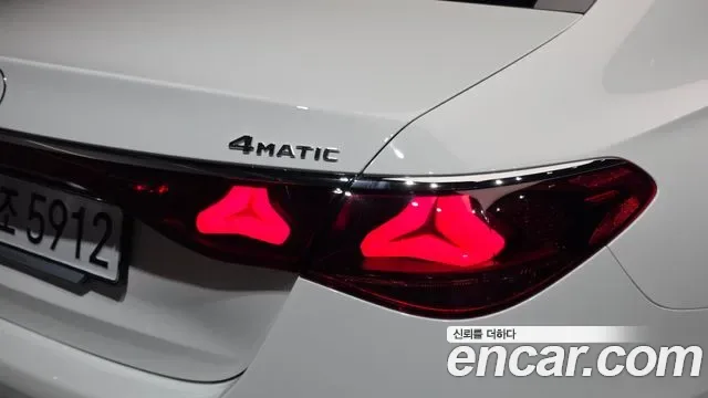 Mercedes-Benz E-Class E220d 4MATIC, миниатюра 3