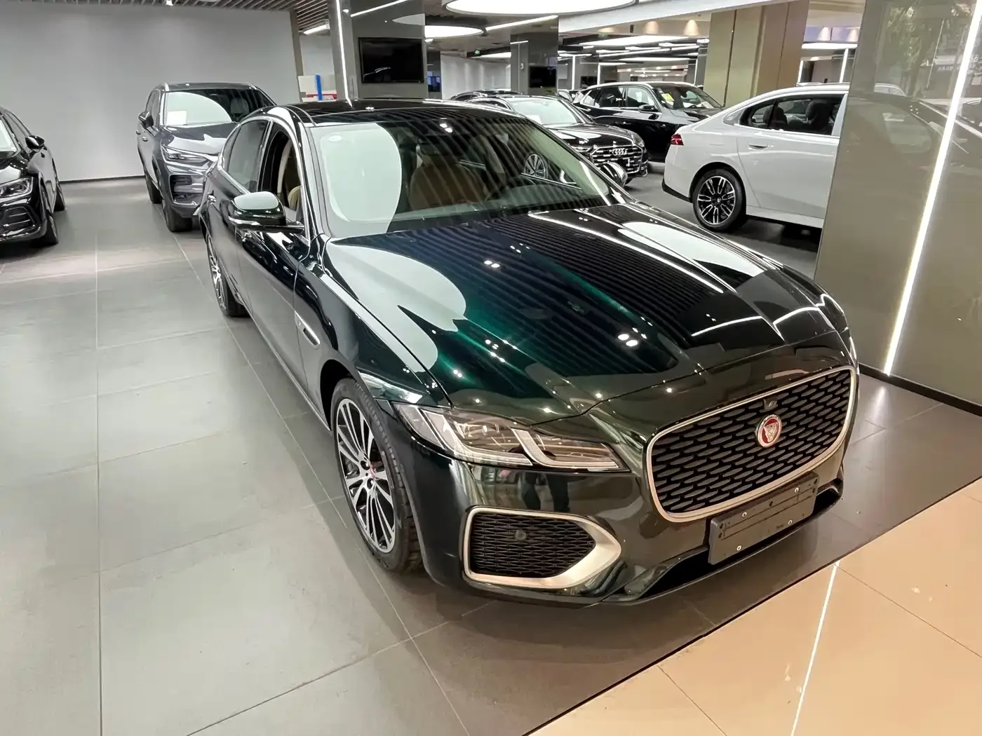 Jaguar XFL