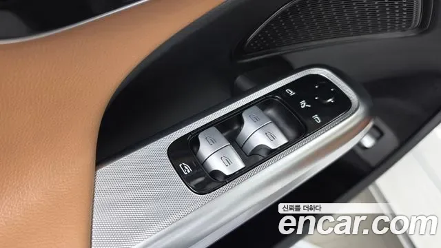 Mercedes-Benz E-Class E200 AMG Line, миниатюра 16
