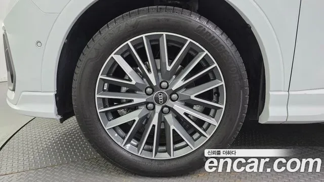 Audi Q3 35 TDI Premium, миниатюра 10