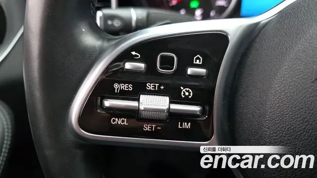 Mercedes-Benz C-Class C200, миниатюра 17