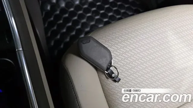 Kia Carnival бензин 9 мест Signature, миниатюра 4