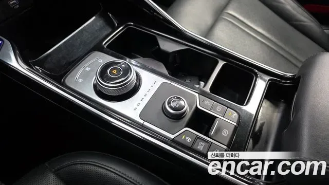 Kia Sorento дизель 2.2 2WD, миниатюра 13