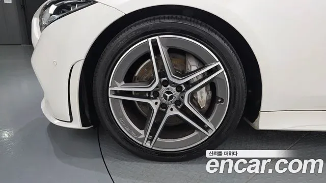 Mercedes-Benz CLS CLS300d AMG Line, миниатюра 28