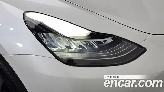 Tesla Y AWD, миниатюра 17