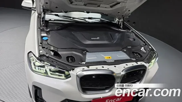 BMW iX3 M, миниатюра 9
