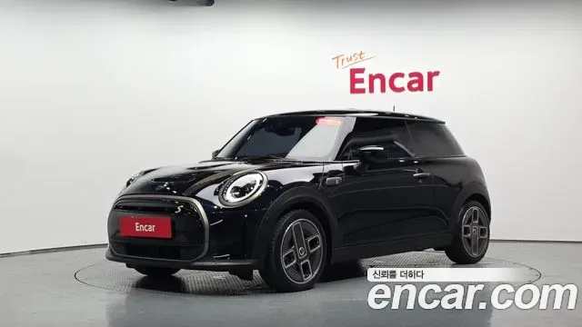 MINI Cooper III