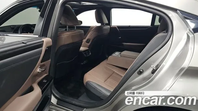 Lexus ES, миниатюра 13