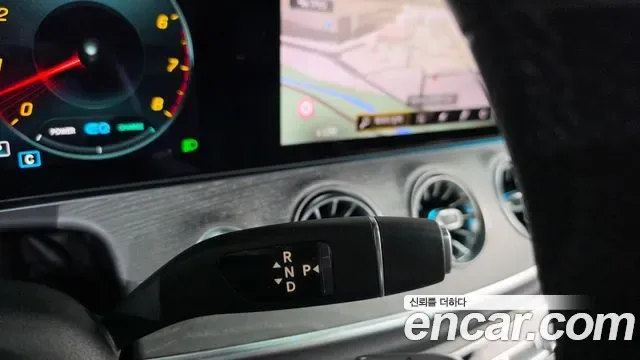 Mercedes-Benz E-Class E450 4MATIC, миниатюра 30