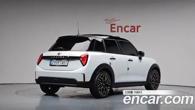 MINI Cooper, миниатюра 5