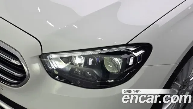 Mercedes-Benz E-Class E250, миниатюра 30