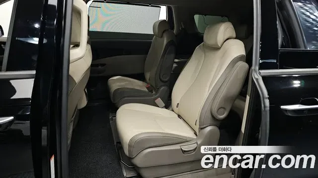 Kia Carnival дизель 9 мест, миниатюра 7