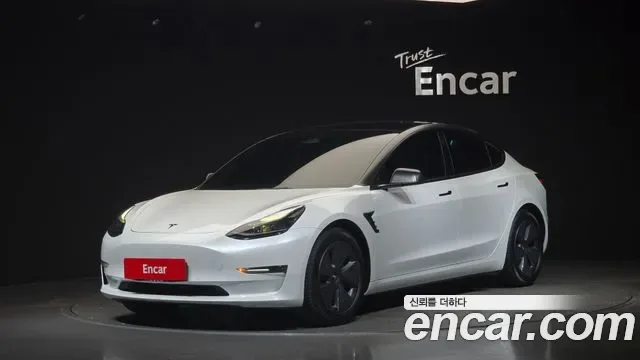 Tesla 3 AWD