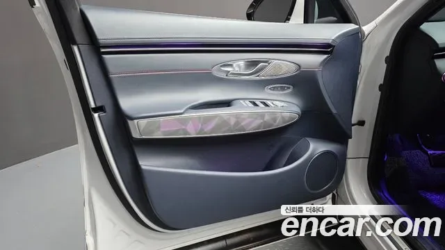 Genesis GV70 2.5T бензин AWD ( ), миниатюра 16
