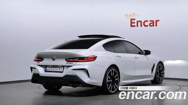 BMW 8 (G15) M850i xDrive, миниатюра 12