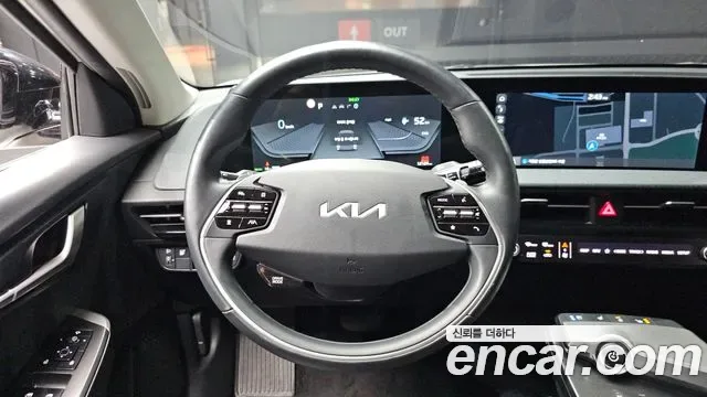 Kia EV6, миниатюра 3